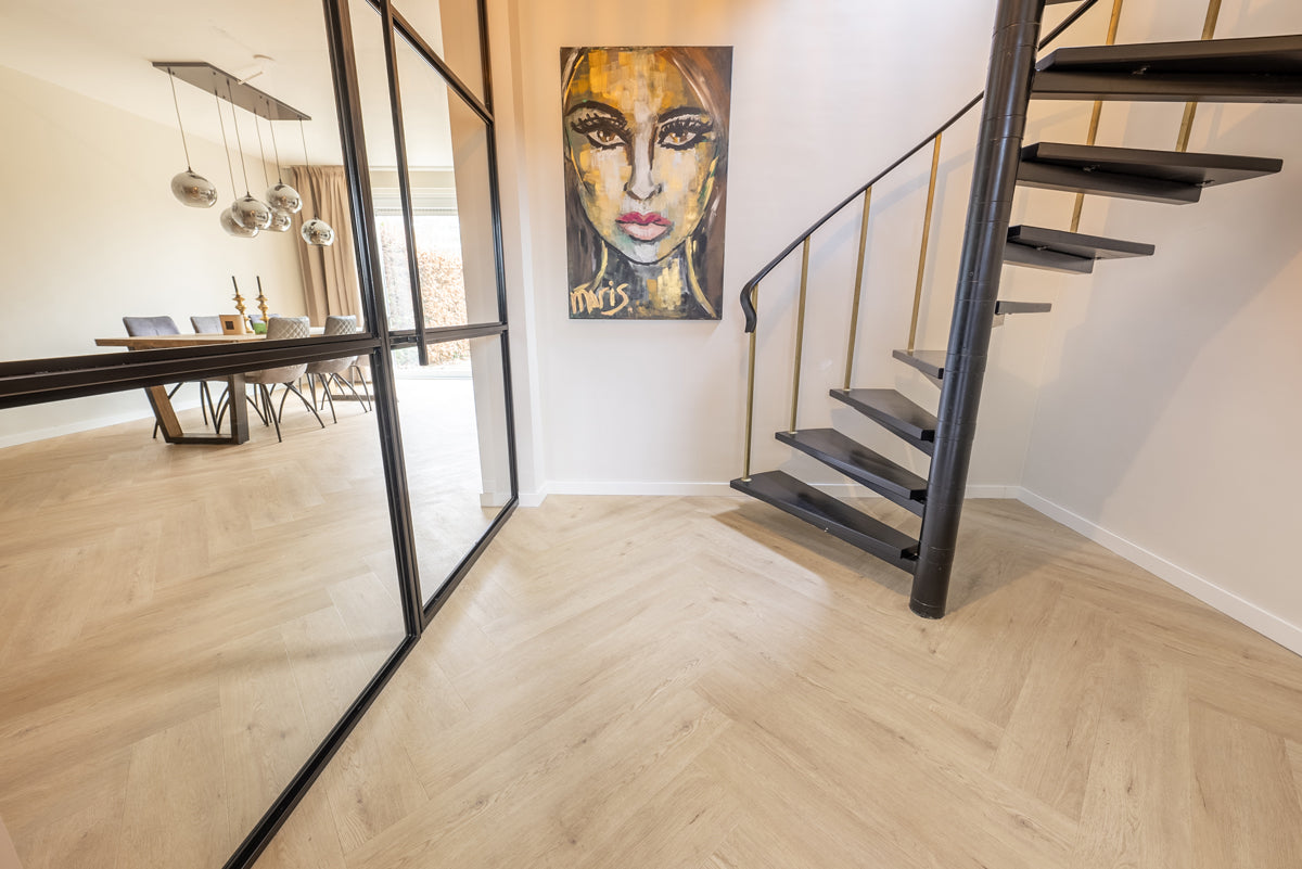 Floer Gaia Grijsbeige Walvisgraat XXL PVC Staal