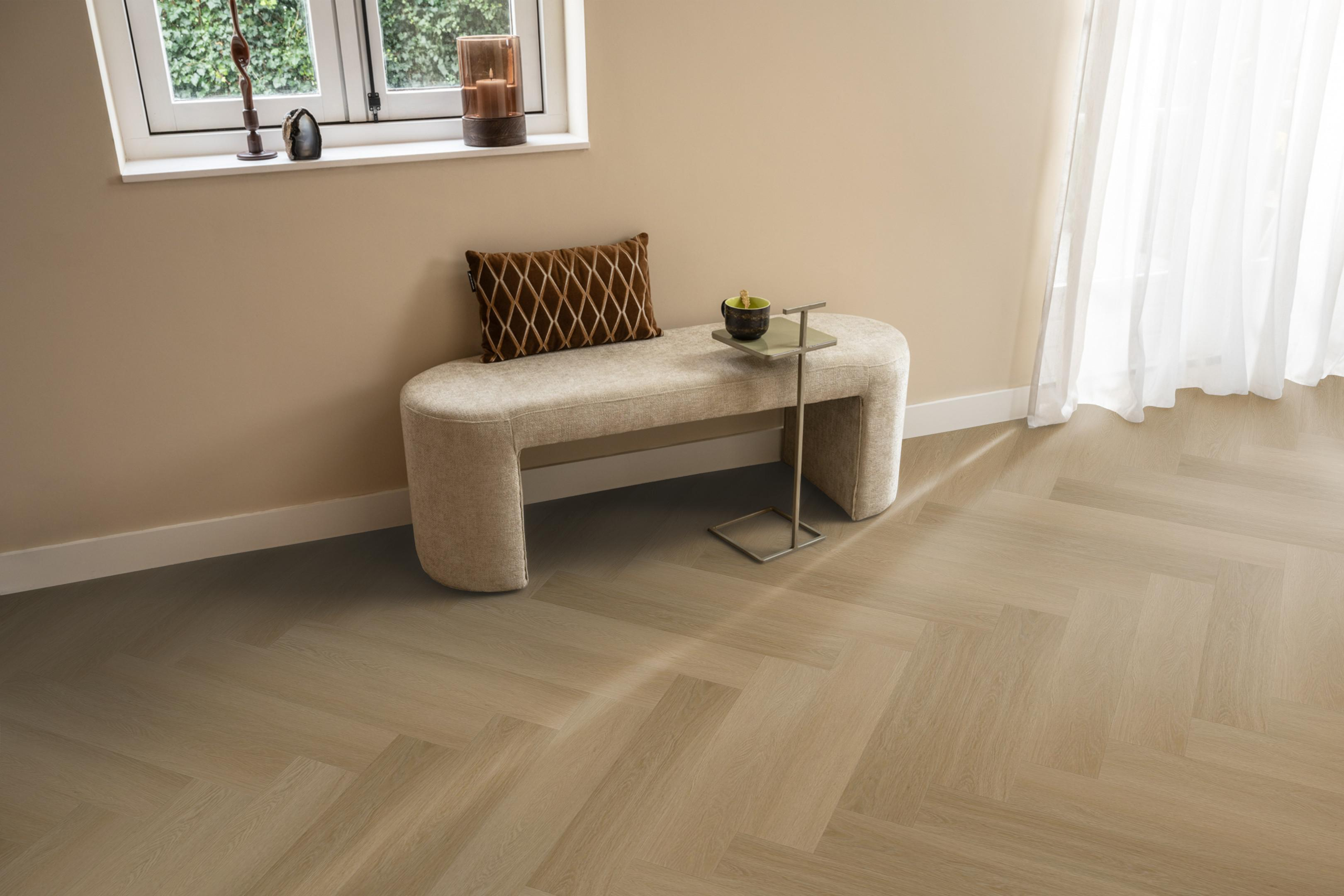 Ambiant spigato Estino warm oak dryback